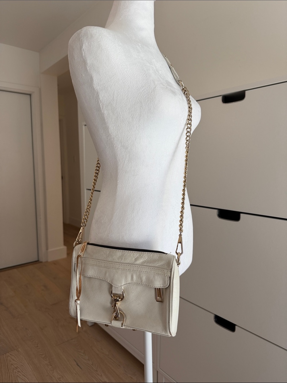 Rebecca Minkoff Cream Leather Crossbody Bag with Gold Chain Strap